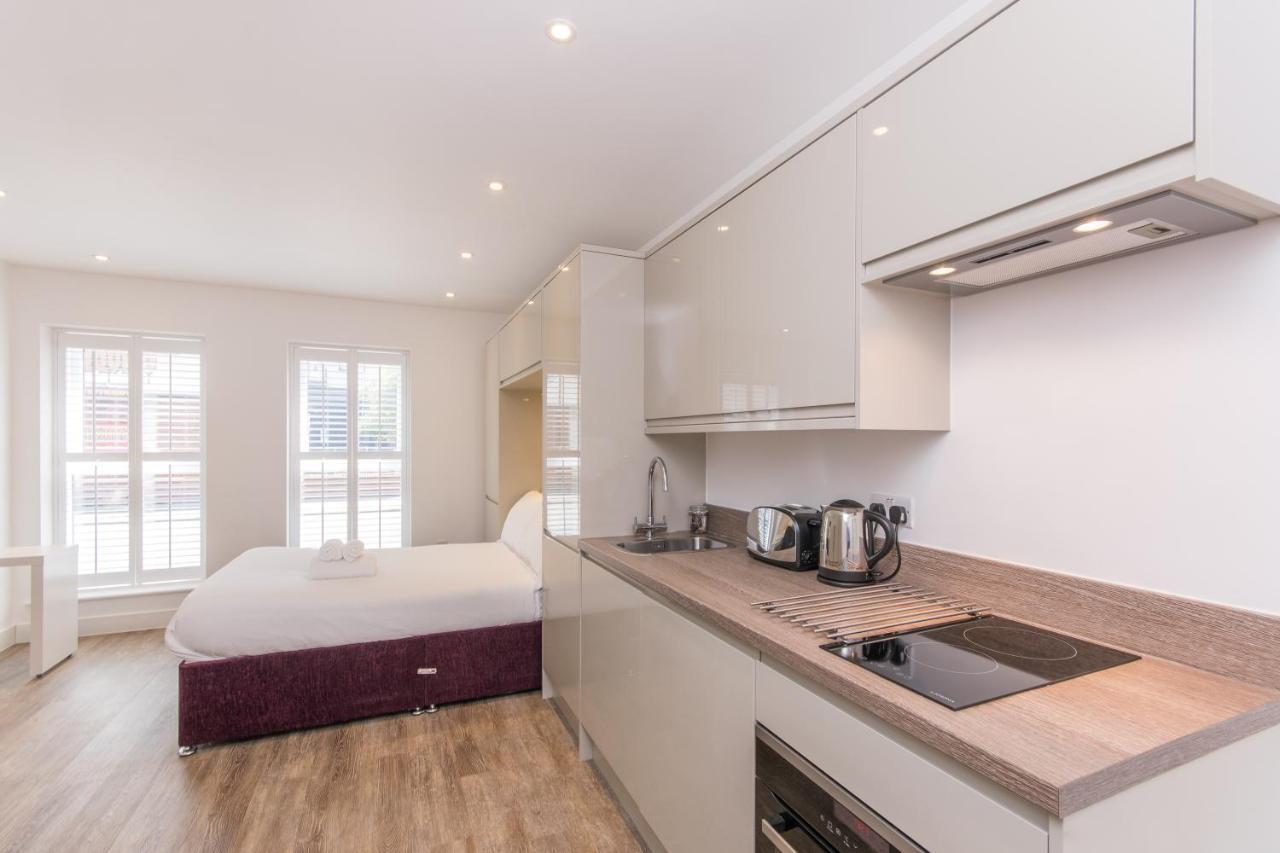 Town Or Country - Canute Studio Southampton Dış mekan fotoğraf