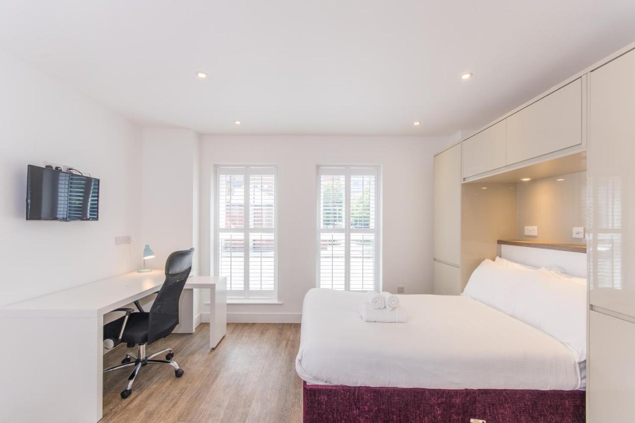 Town Or Country - Canute Studio Southampton Dış mekan fotoğraf